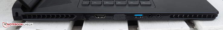 Left side: Kensington Lock, RJ45-LAN, Surround-Port, VGA-Dummy, USB 3.0, Headphones, Microphone