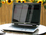 Asus A8JR Dehors