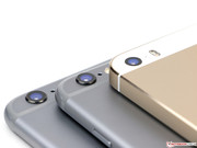 Les appareils photos de trois iPhone proposent une résolution de 8 MP.