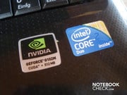 Une Nvidia Geforce G 102M avec 512 MByte de VRAM DDR2 et un Intel Core 2 Duo T6400 sont dans le K50IN