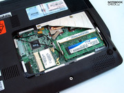 Un Intel Atom N280 CPU avec la Intel GMA 950 pour le Fujitsu M2010.