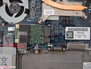 Un SSD mSATA de 128Go est monté dans la machine.