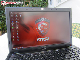 MSI GE60H-i765M2811B dehors.