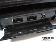 2x USB 2.0 et Firewire sur la gauche