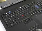 Ainsi vous trouvez un clavier Thinkpad classique sur l'appareil, et qui ne convainc pas vraiment.