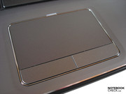 Le touchpad est de bonne taille.