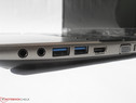 2 ports USB 3.0 sont présents...