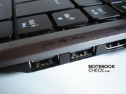 Ports USB sur le côté droit