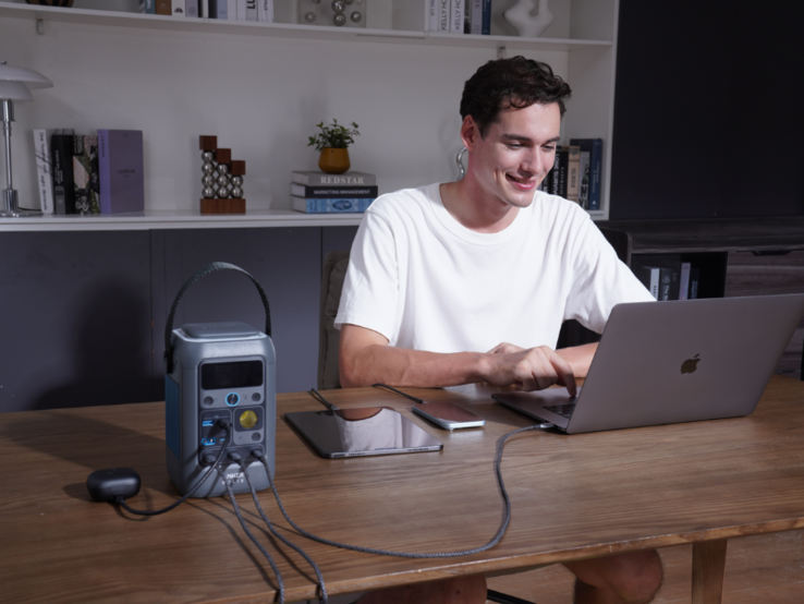 L'Anker Solix C300 DC peut alimenter jusqu'à six appareils à la fois (Source : Anker)