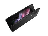 Le Galaxy Z Fold 3 a déjà été démonté, alors que sa livraison n'a pas encore commencé. (Image source : Samsung)