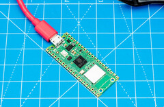 Le Pico W prend désormais en charge Bluetooth 5.2, un an après sa sortie. (Source de l&#039;image : Raspberry Pi Foundation)