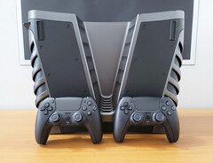 Les kits de développement de la PS5 Pro ressembleraient à leurs prédécesseurs, dont certains se sont retrouvés sur eBay. (Source de l&#039;image : eBay)