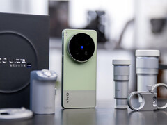 Le Vivo X300 Ultra dans l'une de ses couleurs de lancement.