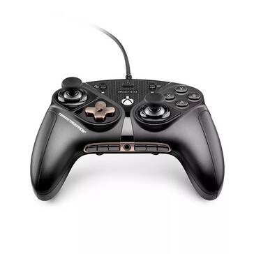 Une prise jack 3,5 mm est disponible (Image source : Thrustmaster)