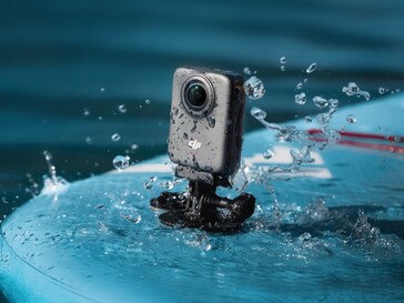 La caméra d'action DJI Osmo 360 a une portée de 10 m (33 pieds) (Source de l'image : DJI)