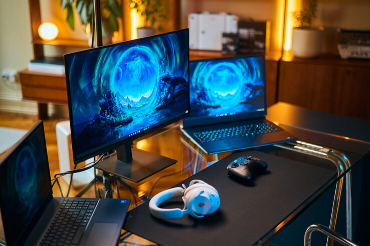 Le champion des écrans couleur à petit prix : bien qu’il ne coûte qu’une fraction du prix, la dalle QD-OLED de l’Alienware AW2726DM réagit exceptionnellement bien au calibrage manuel, ramenant les erreurs de couleur DeltaE moyennes à 1,9 et sur