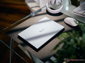 La version « Panther Lake » du XPS 13 est disponible dans la finition « Sky » présentée ici.