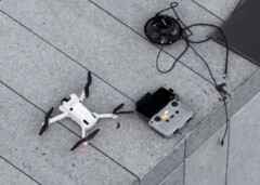 DJI semble vouloir remplacer le Mini 3 Pro quelques mois après sa sortie. (Source de l'image : @Quadro_News)