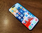 L'iPhone 15 Pro présente le même design général que l'iPhone 14 Pro.