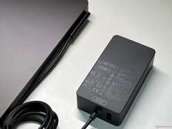 alimentation électrique de 65 watts