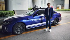 Lei Jun avec un prototype du Pilot. (Source : Lei Jun via Xiaomi)