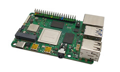 Le Rock Pi 4 Model C+ repose sur le SoC Rockchip RK3399-T et est proposé à partir de 59,99 USD. (Image source : Radxa)