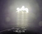 Vue d'une caméra montée sur le premier étage d'une fusée Falcon 9 de SpaceX (Image Source : SpaceX)