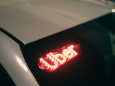 Les chauffeurs Uber proposant des trajets à des adolescents devront désormais s'identifier par leurs empreintes digitales en Californie (Image Source : Photo by Erik Mclean on Unsplash)