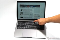 Le MacBook Pro 13 avec Touch Bar de 2016 Apple est désormais entré dans la liste des produits vintage.