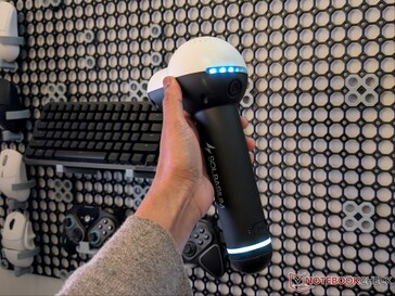 Pistolet de massage Solbasium S2 sous tension.