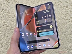 Google Pixel 9 Pro Fold in review (en anglais). (Source de l'image : Marcus Herbrich)