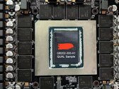 Des modules de mémoire vidéo GDDR7 d’une capacité pouvant atteindre 6 Go sont en cours de développement ; sur la photo : carte GeForce RTX 5090 avec modules de mémoire apparents