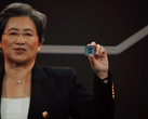 Lisa Su dévoile la technologie d'empilage 3D V-cache qui sera intégrée aux processeurs phares d'AMD dans le courant de l'année. (Source : Discours principal du Computex 2021 d'AMD)