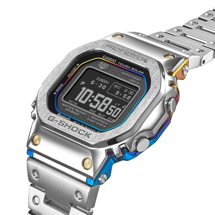 La montre Casio G-Shock GMW-BZ5000RC-1