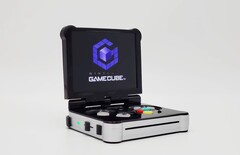 La &quot;GameCube Advance&quot; a fait l&#039;objet d&#039;une fuite en 2005 après la sortie de la DS en Europe. (Image source : GingerOfOz)