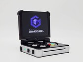 La "GameCube Advance" a fait l'objet d'une fuite en 2005 après la sortie de la DS en Europe. (Image source : GingerOfOz)