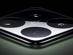 L'OmniVision OV50Q pourrait être commercialisé avant la fin de l'année, Xiaomi 15 Pro en photo. (Source de l'image : Xiaomi)