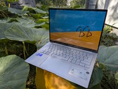 Test de l'Asus ZenBook 14 OLED UX3405CA, l'ultraportable Intel reprend du poil de la bête
