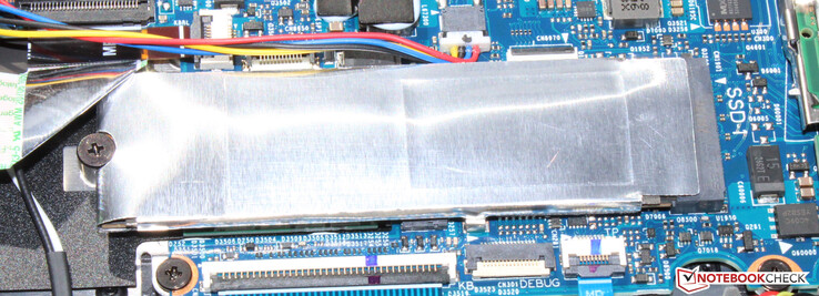 Un disque SSD PCIe-4 sert de disque système.