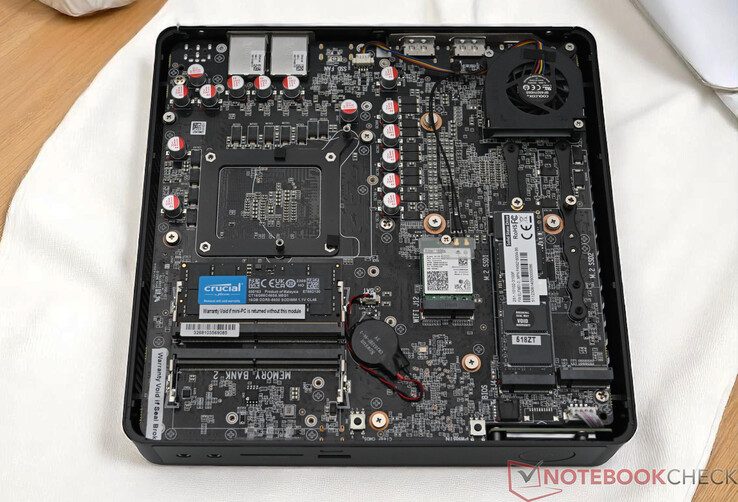 Zotac Zbox Magnus EN374070 sans plaque de fond