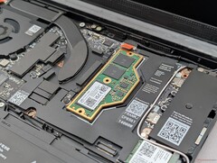 Le LPCAMM2 est peut-être plus petit et plus efficace que le SODIMM, mais les maigres économies réalisées sont difficiles à justifier alors que les coûts sont actuellement hors de contrôle.