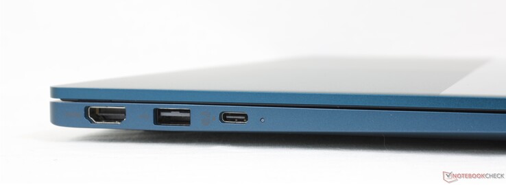 A gauche : HDMI 1.4, USB-A 3.0, USB-C avec DisplayPort + Power Delivery