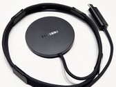Samsung va apparemment vendre un chargeur Qi2 officiel qui rappelle le chargeur MagSafe de Apple(Image source : Sammobile)