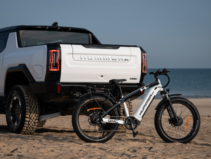 L'e-bike GMC HUMMER EV AWD (Image source : Recon Power Bikes)