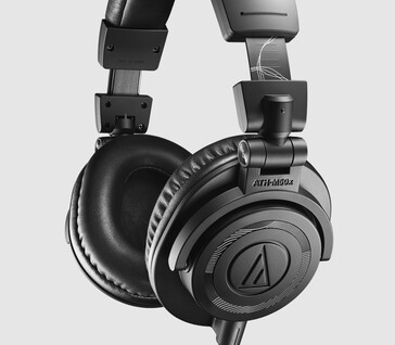 Le casque ATH-M50x ENSO d'Audio-Technica est identique au M50x, mais présente un design entièrement noir avec des ondes sonores et des gravures d'inspiration zen. (Source de l'image : Audio-Technica)