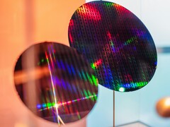 Samsung Foundry est l'un des plus grands fabricants de puces à semi-conducteurs au monde (une plaquette de semi-conducteur est illustrée ici). (Source de l'image : Unsplash)