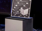 L'Abee AI Station semble plus grande que de nombreux mini-PC AMD Strix Halo concurrents. (Source de l'image : Abee via @9550pro)