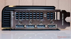 Ports : 3x DisplayPort 2.1b-out, 1x HDMI 2.1b-out