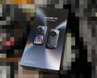 Gros plan sur l'emballage de vente de l'Insta360 X6.
