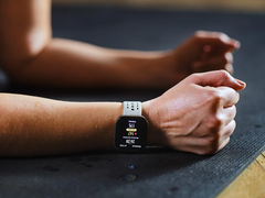 La smartwatch Bip 6 d'Amazfit (photo) bénéficie d'une nouvelle mise à jour. (Source de l'image : Amazfit)
